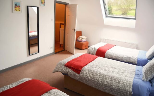 Bartra Cottage