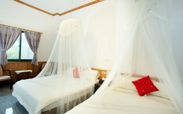 Hofeng Xiangcun B&B