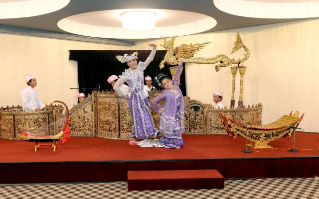 Taw Win Garden Hotel