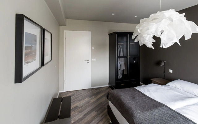 Acco Apartments