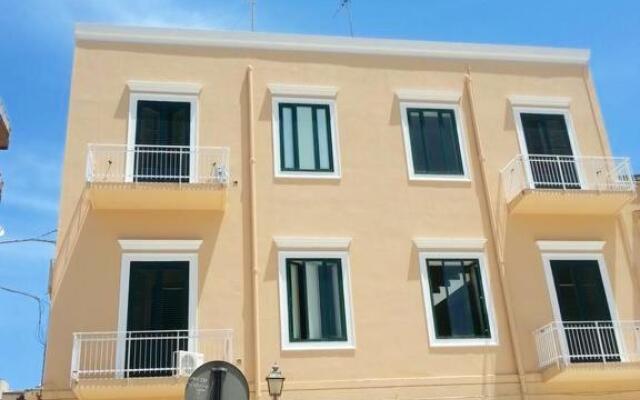 2 bedrooms appartement with balcony and wifi at Marsala 4 km away from the beach