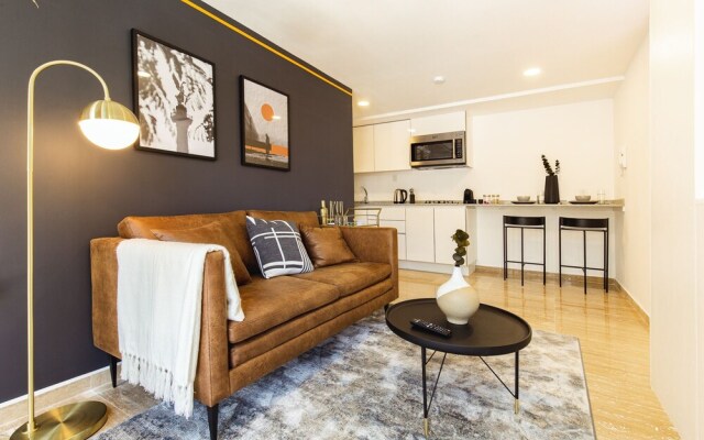 Beautiful apt. w/balcony near La Condesa