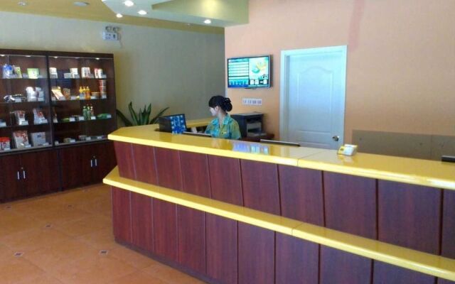 Home Inn Shiyan Bailang Auto Parts City