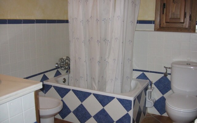 Mountain Escape in Laroya