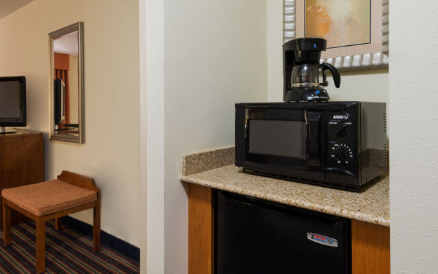DoubleTree by Hilton Richmond Airport
