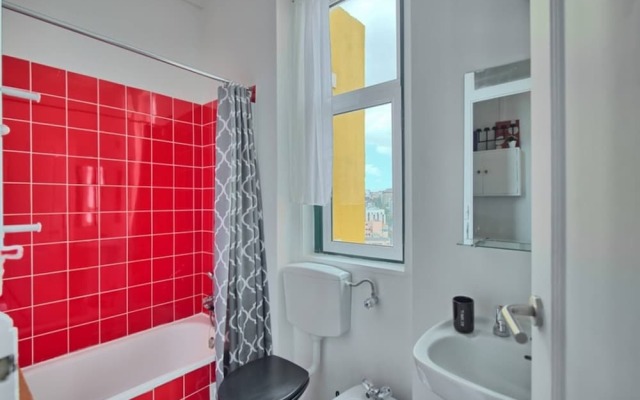 Cozy & Authentic Flat In The Center