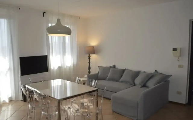 V12 Apartments - Trecate