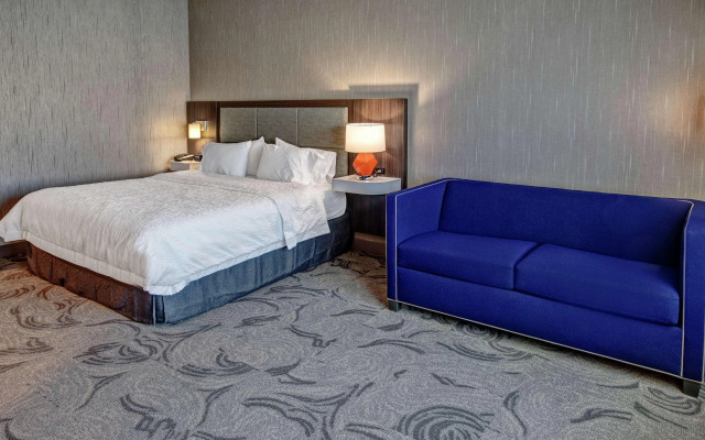 Hampton Inn Fresno Airport
