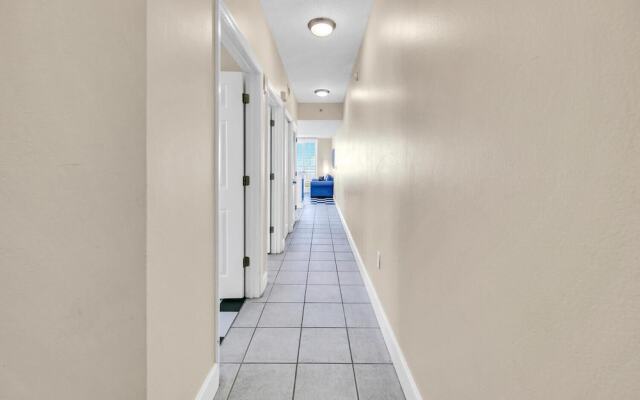 Majestic Beach Towers 1-1615