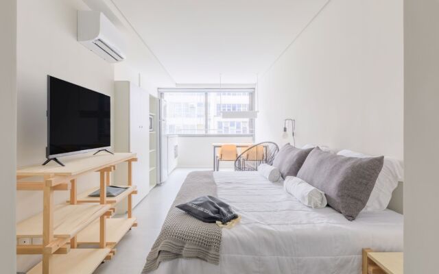 Tabas by Blueground União Continental