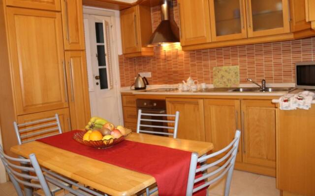 Diana House Apartment