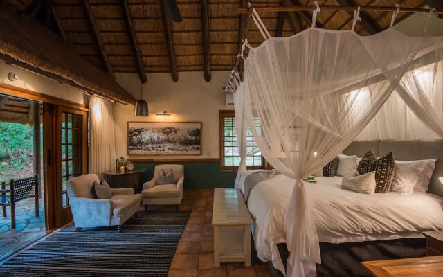 Thornybush Waterside Lodge