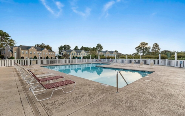 Legends 4537 Girvan Drive Escape