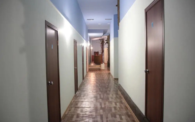 GreenWood Hostel