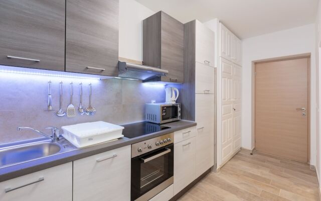 Ivana's Central Suites