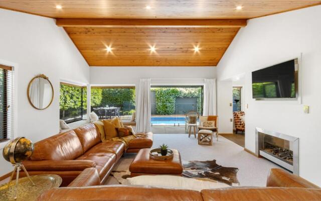 Hikanui Haven - Havelock North Holiday Home