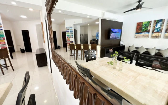 Relajate hermoso jardín y 2 piscinas