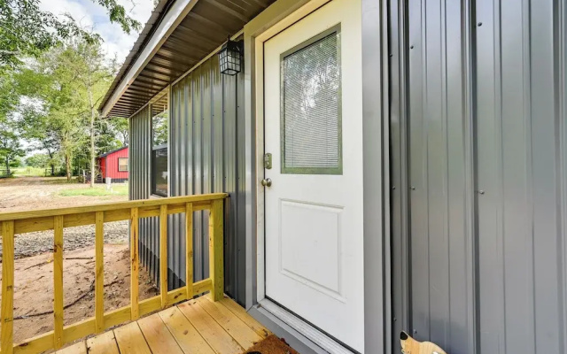 Pet-friendly Broken Bow Cabin Near Lukfata Creek!