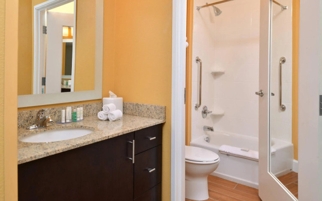 TownePlace Suites Detroit Commerce