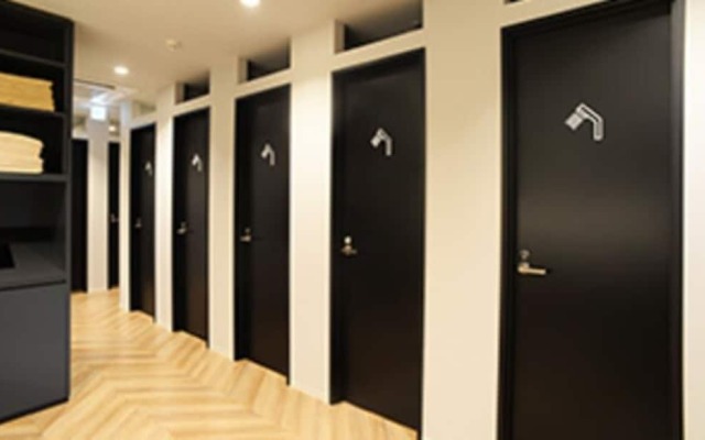 CITY CABIN by Nikoh Refre - Caters to Men