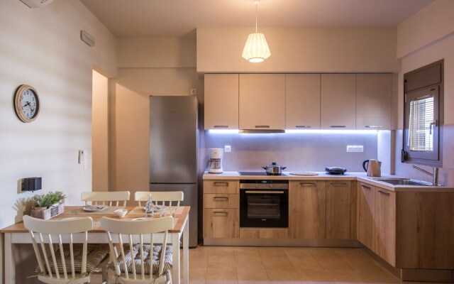 Caravel Apartments Stalis