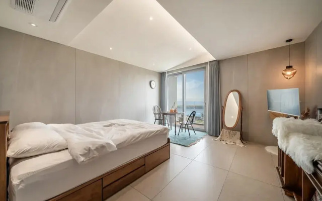 Goseong Gyeoulbada Ocean View Pension