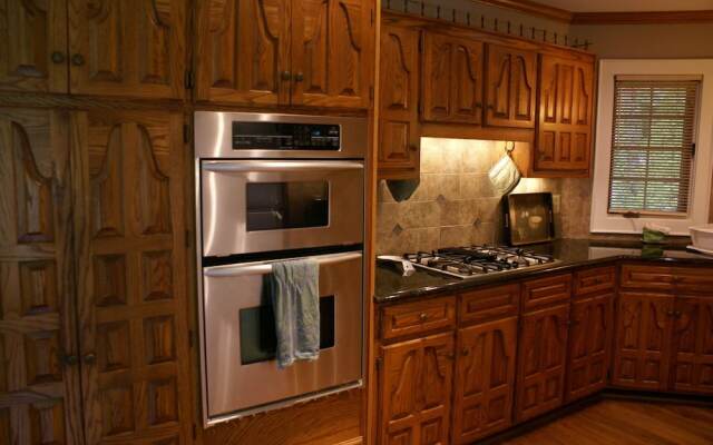 Moss 3 Bedrooms 2.5 Bathrooms Home
