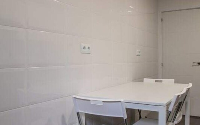 Lovely 3bed Next to Fuencarral, 2mins to Metro