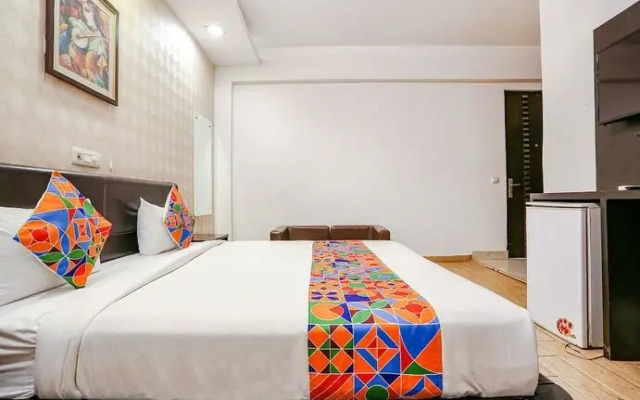 Fabhotel Premium Nest