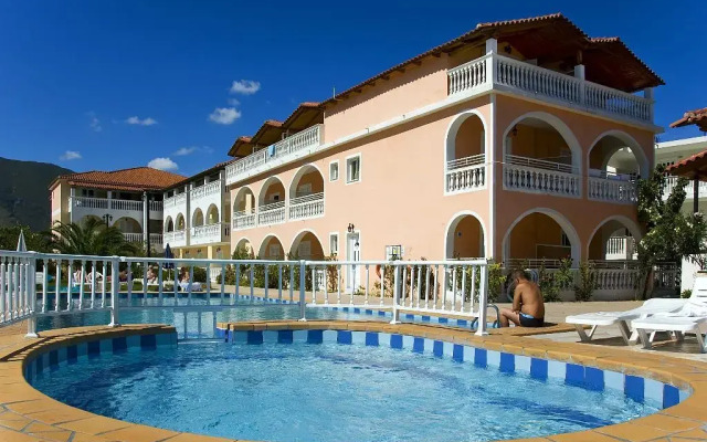 Hotel Plessas Palace
