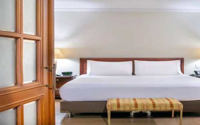 Hotel Torre Monserrate