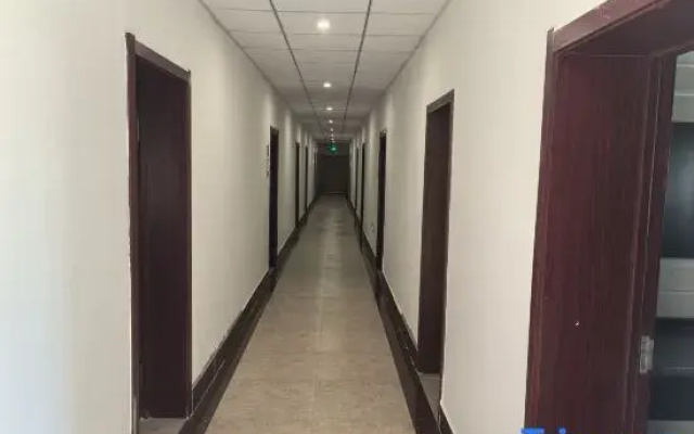 Longcheng Hotel