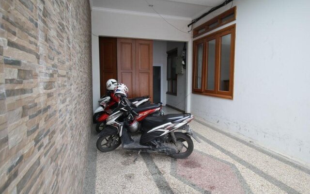 Airy Eco Kebon Jeruk Kelapa Dua Raya 5 Jakarta