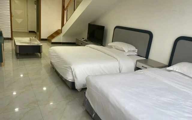 YOYO International Apartment