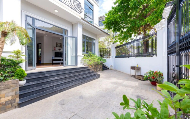 Vihomes Villa