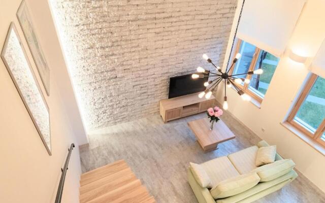 Kaunas City Center loft by URBAN RENT