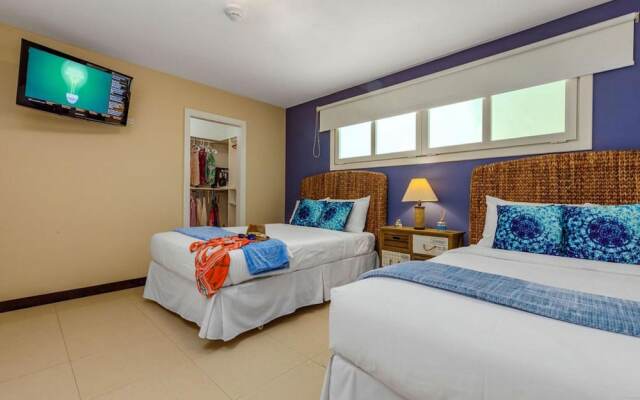 Ocean Front 2BR 2BA w Amazing Beach