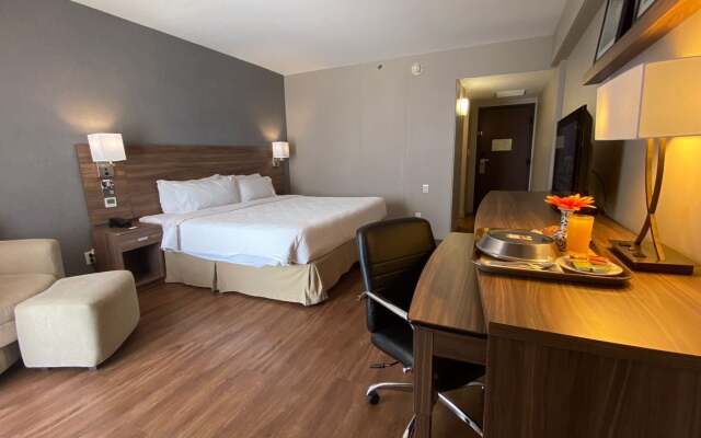 Courtyard by Marriott Puebla Las Animas