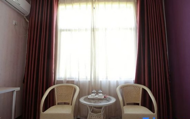 Mengzi love me 258 love themed hotel (Xintiandi Diannan street branch)