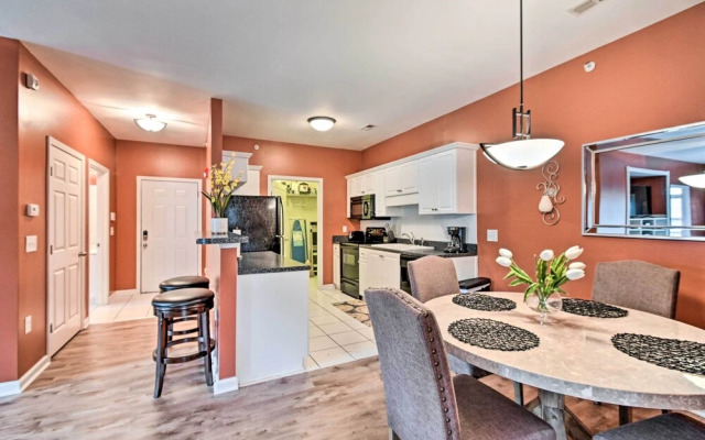 Elegant Fayetteville Condo: 8 Mi to Downtown!