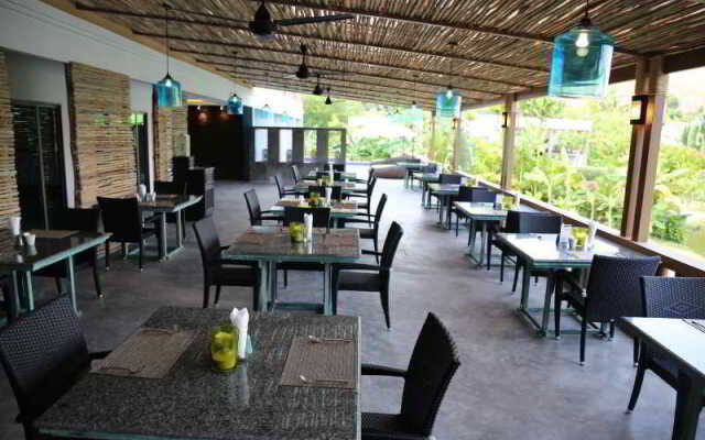 Casa Sakoo Resort