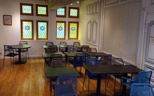 Brit Hotel Les Comtes de Champagne Centre Historique