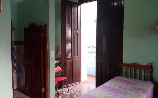 Santa Clara Cuba Bed and Breakfast Hostal Vista Park