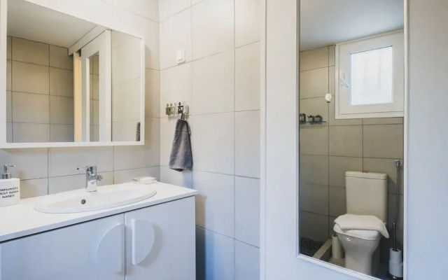 Stylish Garden Home - Holidays in Chania
