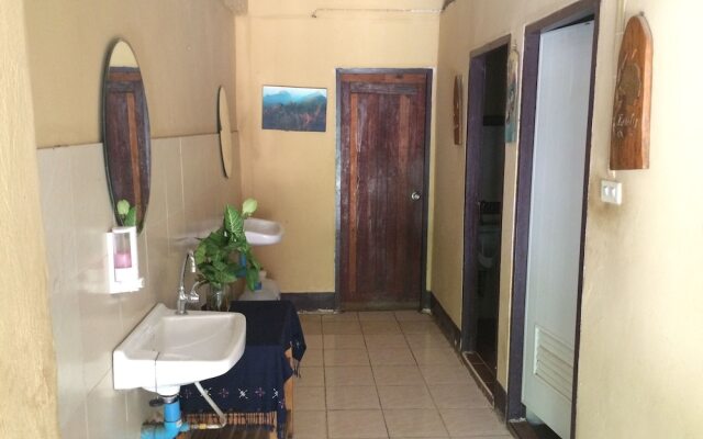 Baan Tawan Guesthouse