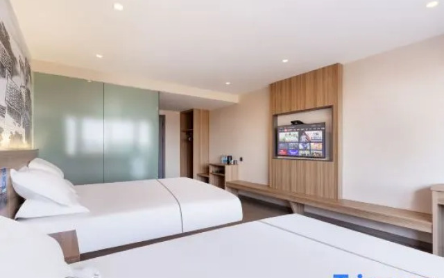 Nice Naisi Hotel (Linhai Ancient City Scenic Area)