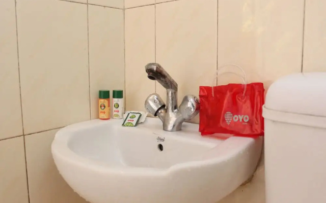OYO 12782 Hotel Sweet Home