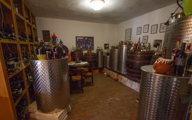 Appartment House Peresiji