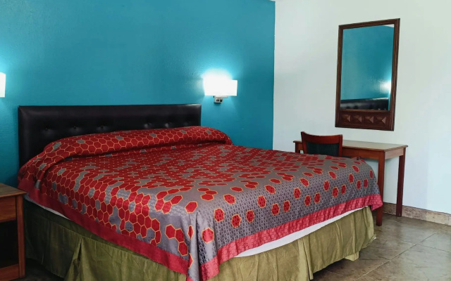 Budget Inn By OYO Edinburg Hwy 281