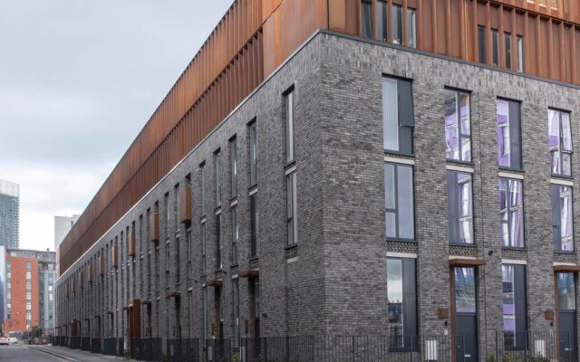 Modern 1BD Flat w/ Roof Top Access in Castlefield